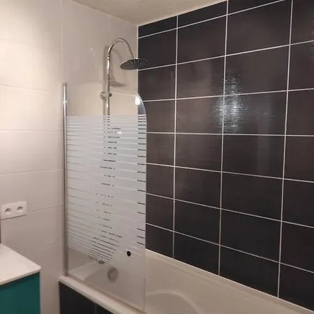 Duplex 100 M² Avec Jardin *